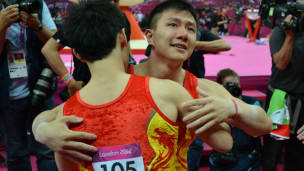 中国体操男团成功卫冕