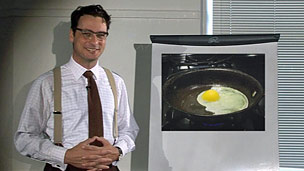 The Teacher: Eggs idioms 成语老师：有关蛋的成语